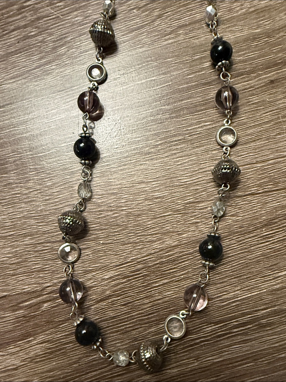 New York & Company women’s necklace - black and silver